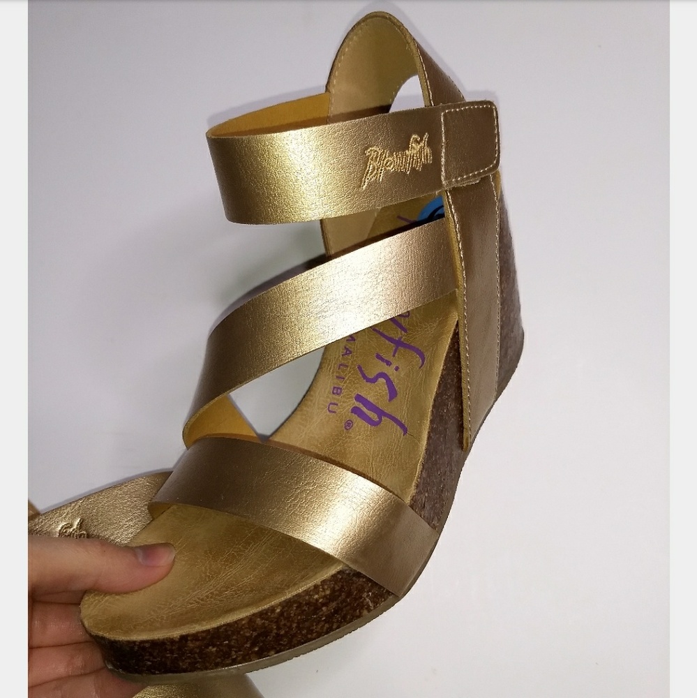 Blowfish Wedges - Picture 2 of 2